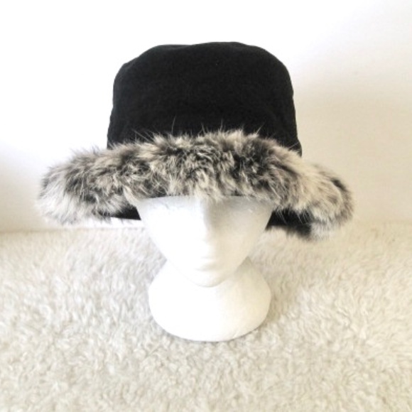 Vintage Danier Suede Bucket Hat With Fur Trim - Picture 2 of 11